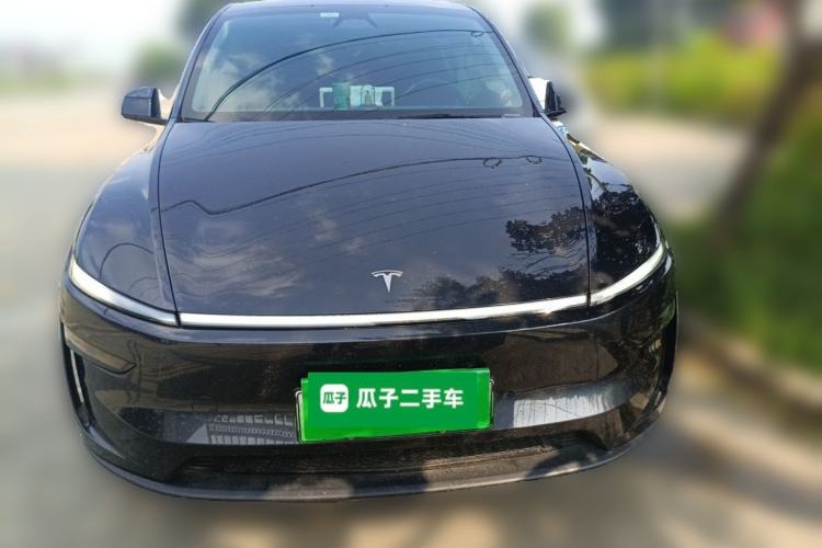 Used Tesla Model Y 2025 Rear-Wheel-Drive Version Front