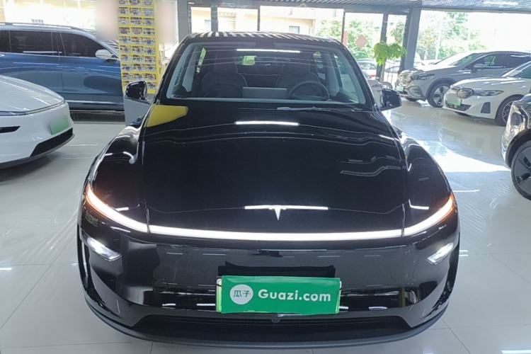 Used Tesla Model Y 2025 Rear-Wheel-Drive Version Front