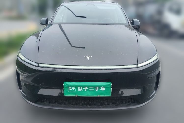 Used Tesla Model Y 2025 Rear-Wheel-Drive Version Front