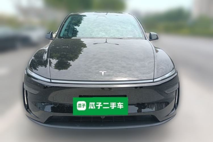 Used Tesla Model Y 2025 Long-Range All-Wheel Drive First Edition Front