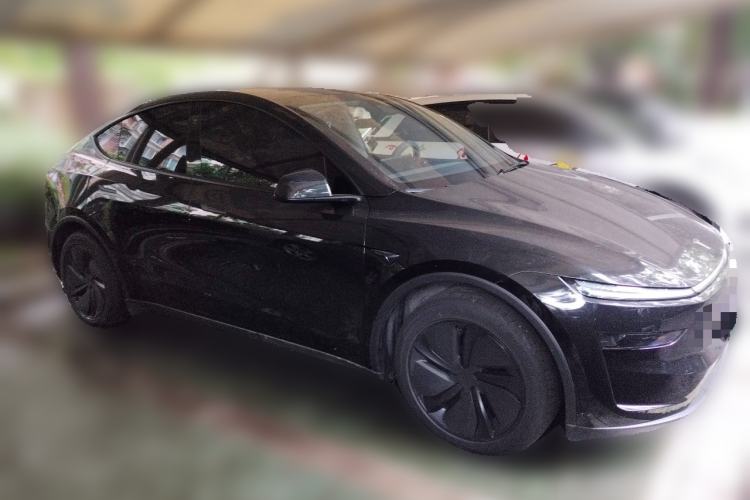 Used Tesla Model Y 2025 Updated Version Long-Range All-Wheel Drive Front Right 45 Deg
