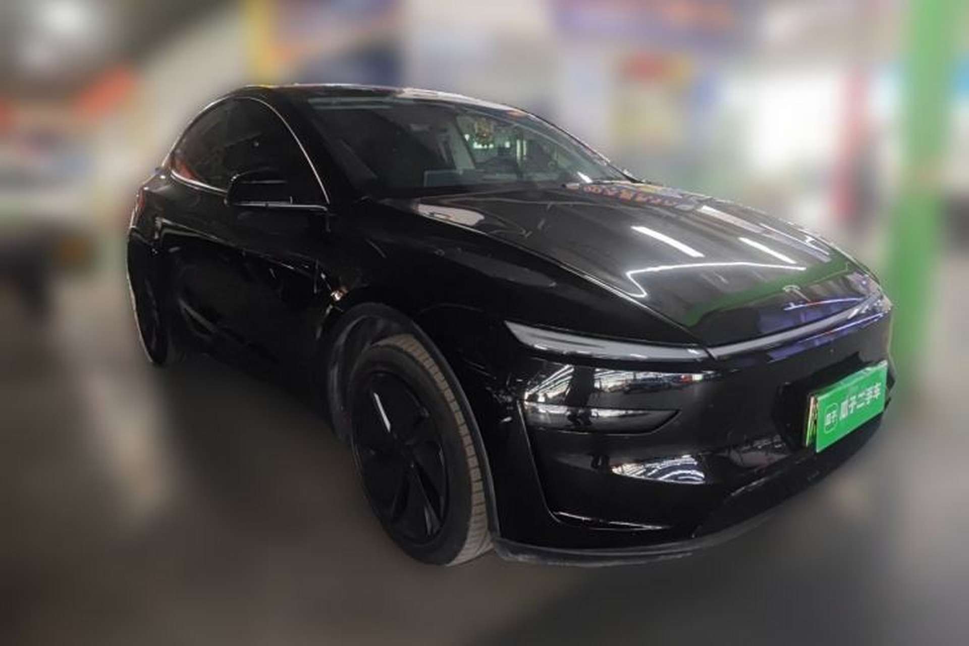 Used Tesla Model Y 2025 Updated Version Long-Range All-Wheel Drive Front Right 45 Deg
