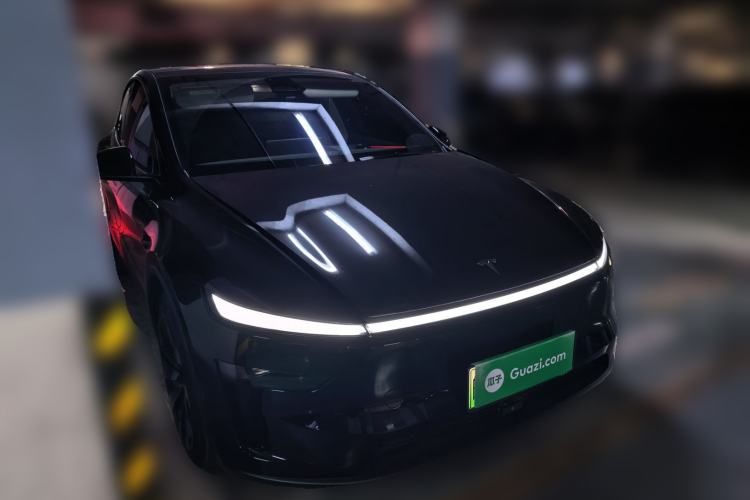 Used Tesla Model Y 2025 Updated Version Long-Range All-Wheel Drive Front Right 45 Deg