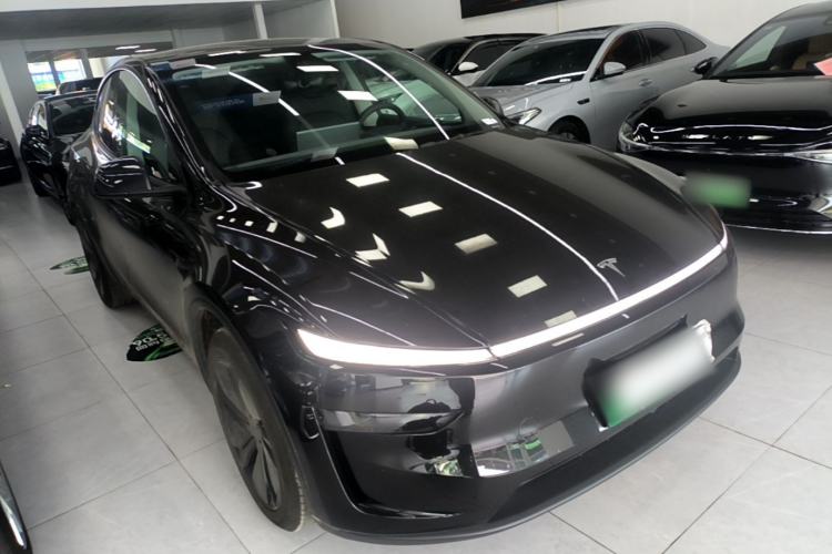 Used Tesla Model Y 2025 Updated Version Long-Range All-Wheel Drive Front Right 45 Deg