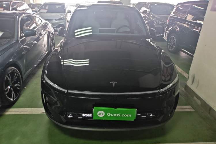Used Tesla Model Y 2025 Long-Range All-Wheel-Drive Version Front