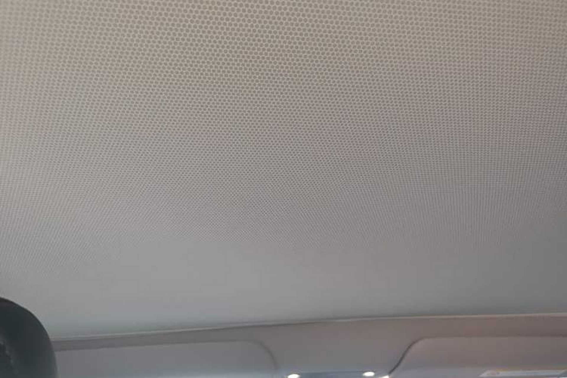 Used Tesla Model Y 2025 Rear-Wheel-Drive Version Headliner