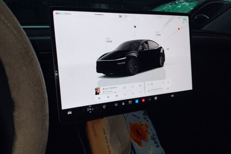 Used Tesla Model Y 2025 Updated Version Long-Range All-Wheel Drive Instrument Cluster
