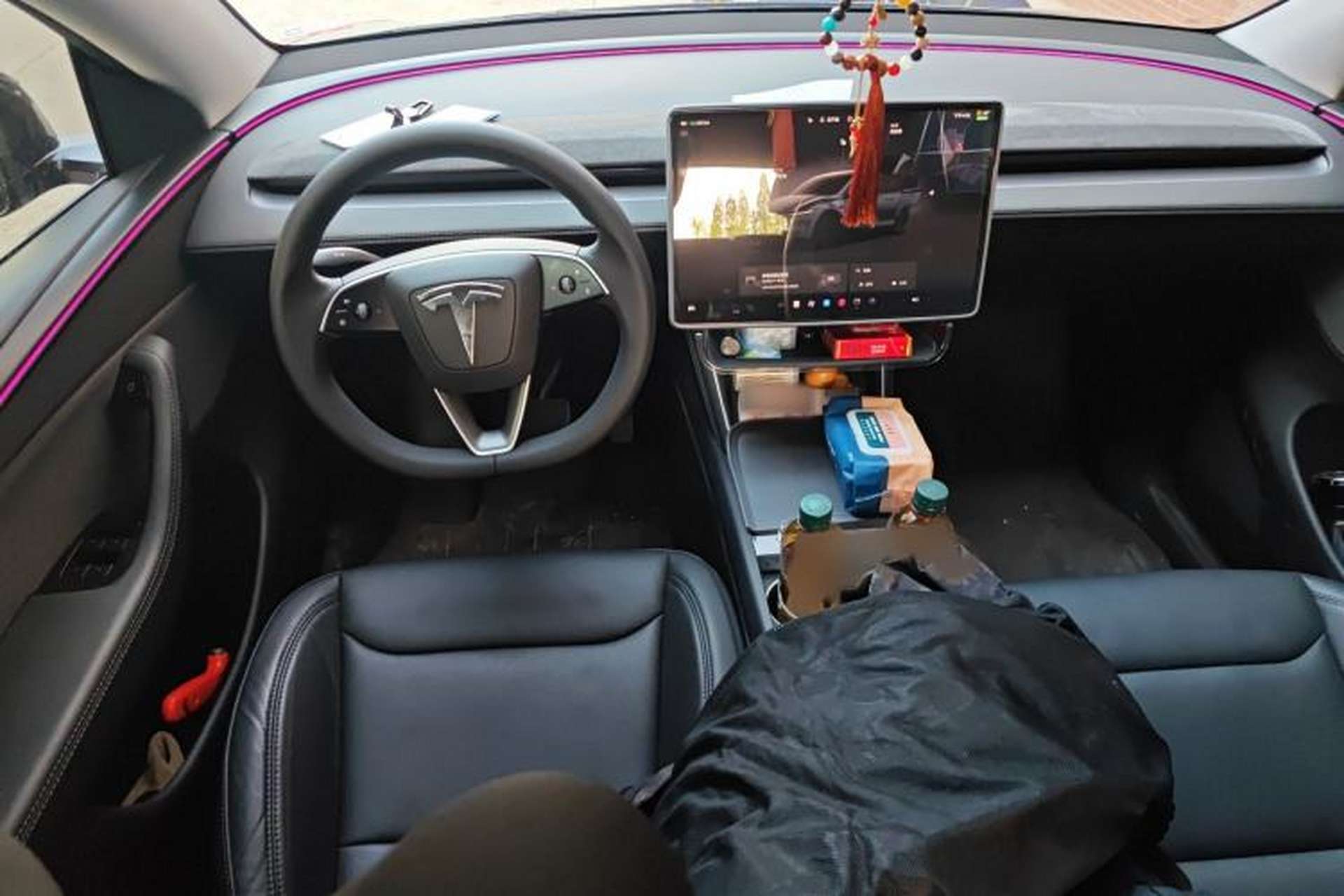 Used Tesla Model Y 2025 Rear-Wheel-Drive Version Interior 2