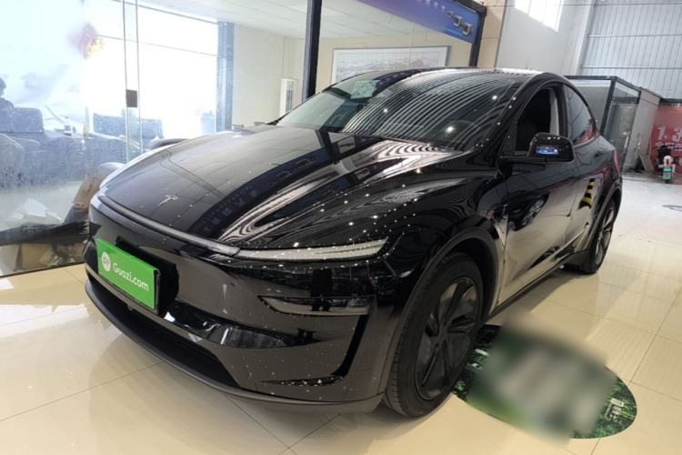 Tesla Model Y 2025 Rear-Wheel-Drive Version