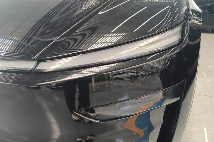 Used Tesla Model Y 2025 Rear-Wheel-Drive Version Left Front Headlight