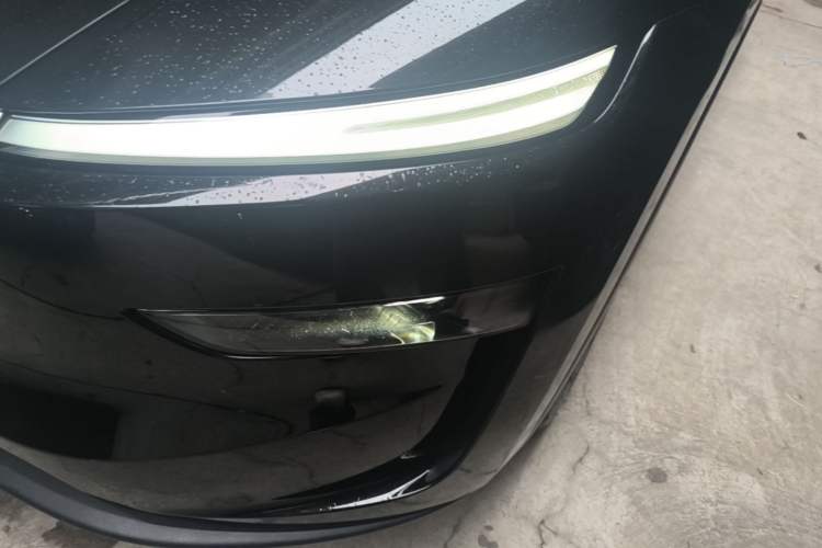 Used Tesla Model Y 2025 Rear-Wheel Drive First Edition Left Front Headlight