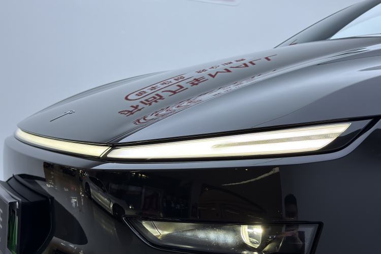Used Tesla Model Y 2025 Long-Range All-Wheel-Drive Version Left Front Headlight