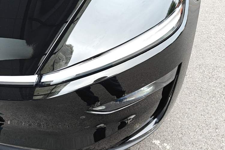 Used Tesla Model Y 2025 Rear-Wheel Drive First Edition Left Front Headlight
