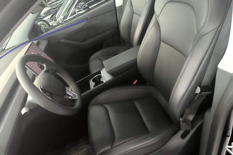 Used Tesla Model Y 2025 Updated Version Long-Range All-Wheel Drive Left Front Seat