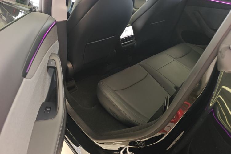 Used Tesla Model Y 2025 Rear-Wheel-Drive Version Left Rear Seat