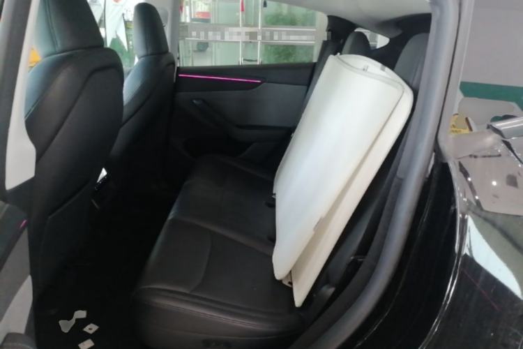 Used Tesla Model Y 2025 Rear-Wheel-Drive Version Left Rear Seat