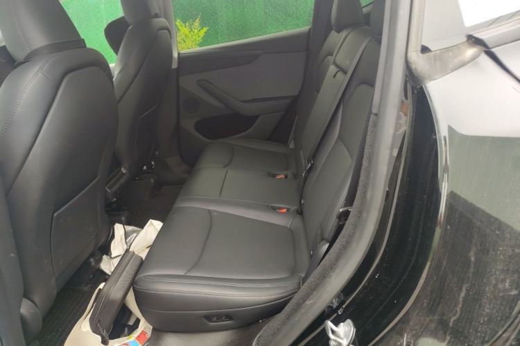 Used Tesla Model Y 2025 Rear-Wheel-Drive Version Left Rear Seat
