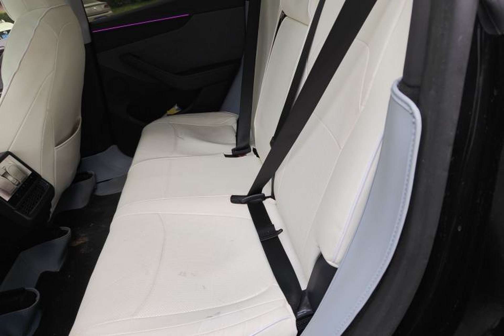 Used Tesla Model Y 2025 Rear-Wheel-Drive Version Left Rear Seat