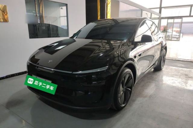 Used Tesla Model Y 2025 Rear-Wheel-Drive Version
