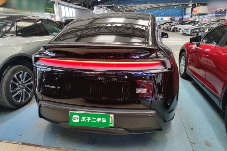 Used Tesla Model Y 2025 Rear-Wheel-Drive Version Rear