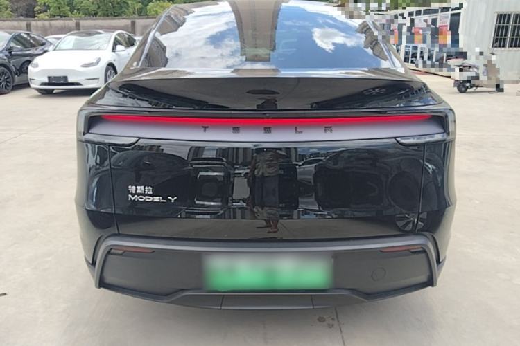 Used Tesla Model Y 2025 Rear-Wheel-Drive Version Rear