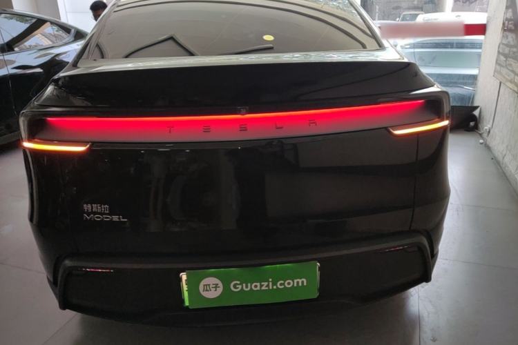 Used Tesla Model Y 2025 Rear-Wheel-Drive Version Rear