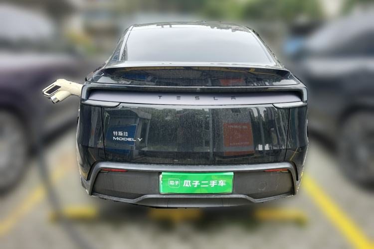 Used Tesla Model Y 2025 Rear-Wheel-Drive Version Rear