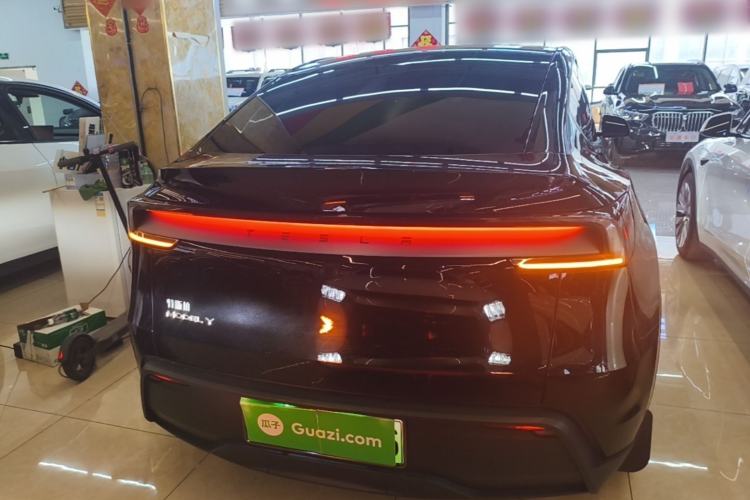 Used Tesla Model Y 2025 Rear-Wheel-Drive Version Rear