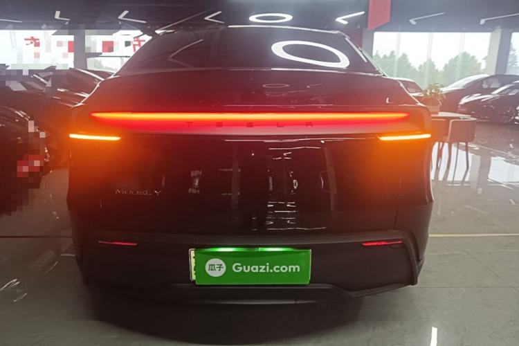 Used Tesla Model Y 2025 Rear-Wheel-Drive Version Rear