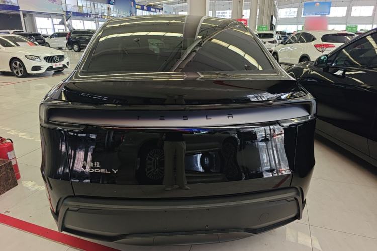 Used Tesla Model Y 2025 Rear-Wheel-Drive Version Rear