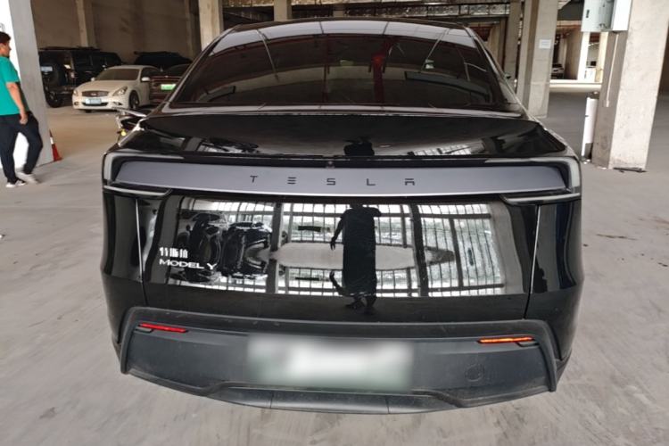 Used Tesla Model Y 2025 Rear-Wheel-Drive Version Rear