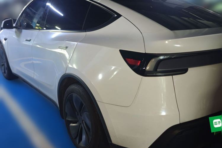 Used Tesla Model Y 2025 Rear-Wheel-Drive Version Rear Left 45 Deg