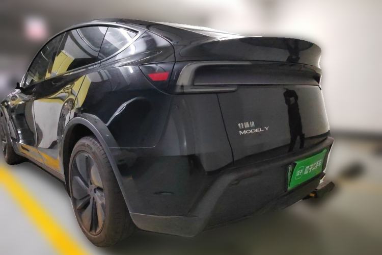 Used Tesla Model Y 2025 Rear-Wheel-Drive Version Rear Left 45 Deg