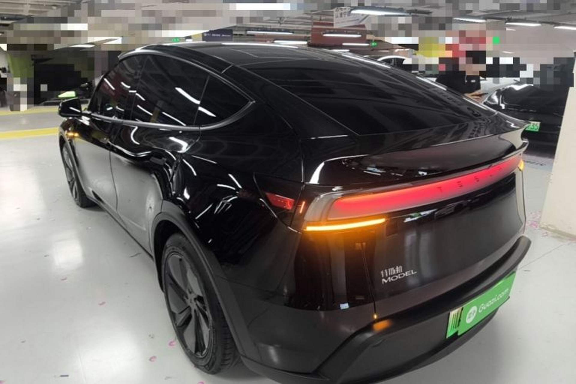 Used Tesla Model Y 2025 Long-Range All-Wheel-Drive Version Rear Left 45 Deg