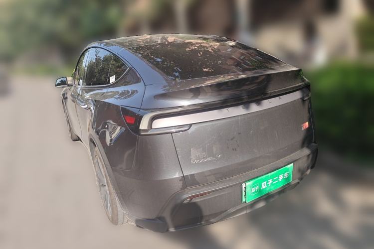 Used Tesla Model Y 2025 Rear-Wheel Drive First Edition Rear Left 45 Deg