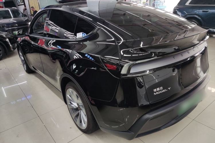Used Tesla Model Y 2025 Rear-Wheel-Drive Version Rear Left 45 Deg