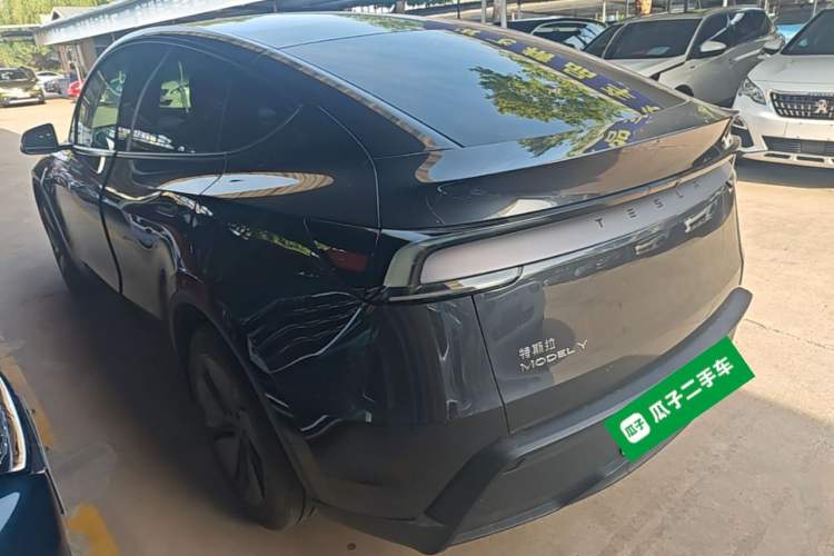 Used Tesla Model Y 2025 Rear-Wheel-Drive Version Rear Left 45 Deg