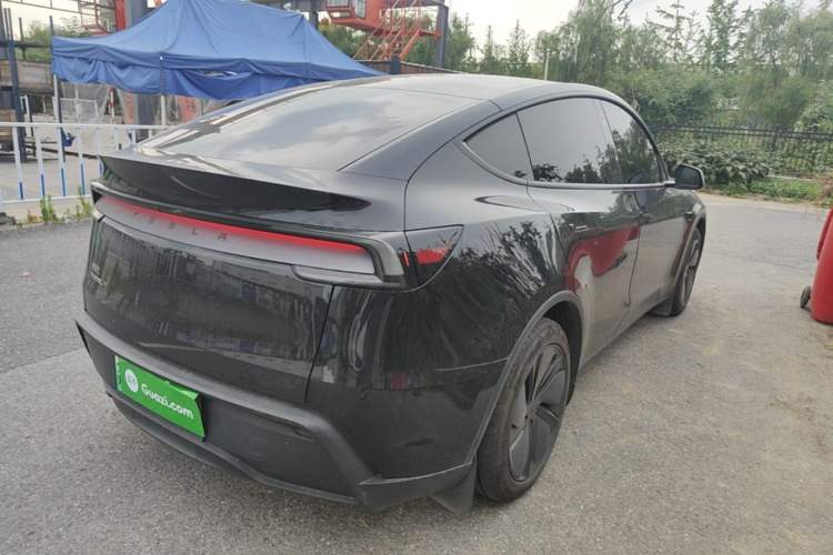Used Tesla Model Y 2025 Rear-Wheel-Drive Version Rear Right 45 Deg