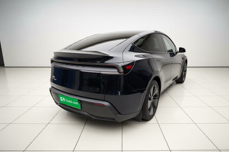 Used Tesla Model Y 2025 Rear-Wheel-Drive Version Rear Right 45 Deg