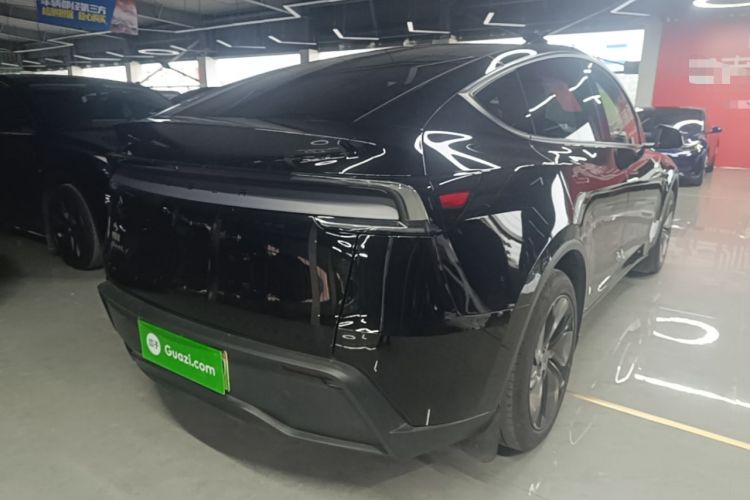 Used Tesla Model Y 2025 Rear-Wheel-Drive Version Rear Right 45 Deg