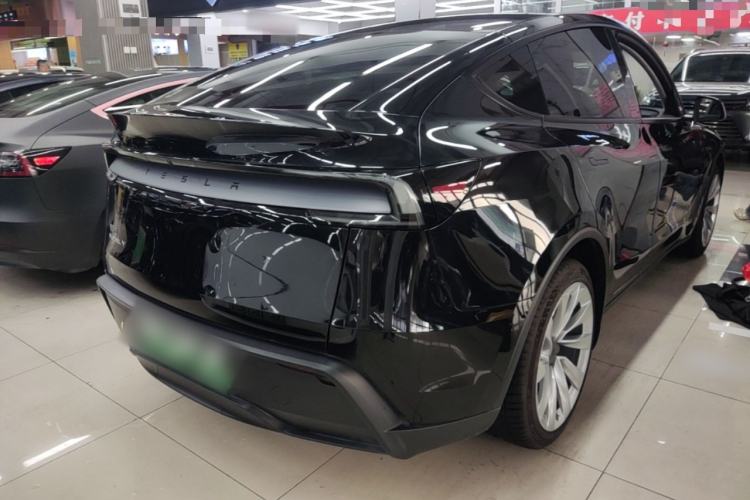 Used Tesla Model Y 2025 Rear-Wheel-Drive Version Rear Right 45 Deg
