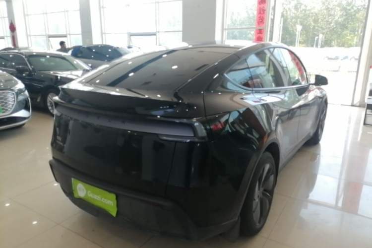 Used Tesla Model Y 2025 Rear-Wheel-Drive Version Rear Right 45 Deg