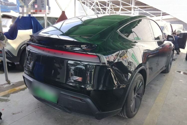 Used Tesla Model Y 2025 Rear-Wheel-Drive Version Rear Right 45 Deg