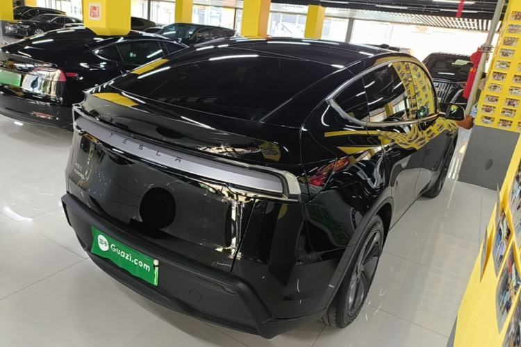Used Tesla Model Y 2025 Rear-Wheel-Drive Version Rear Right 45 Deg