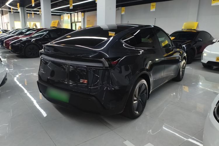 Used Tesla Model Y 2025 Rear-Wheel Drive First Edition Rear Right 45 Deg