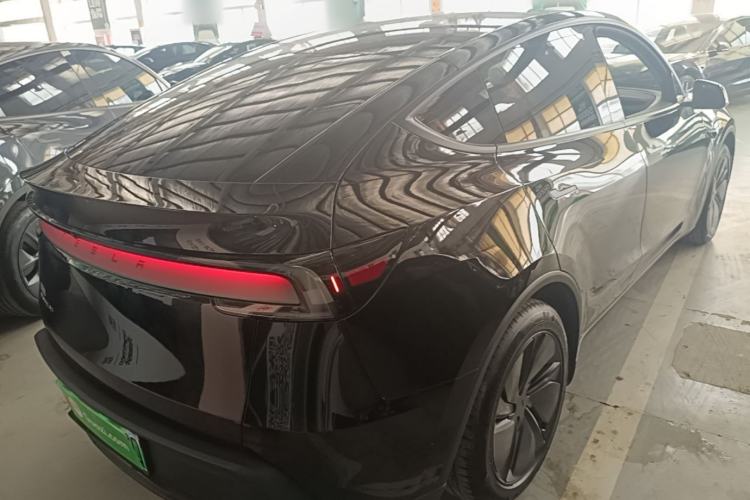 Used Tesla Model Y 2025 Updated Version Long-Range All-Wheel Drive Rear Right 45 Deg