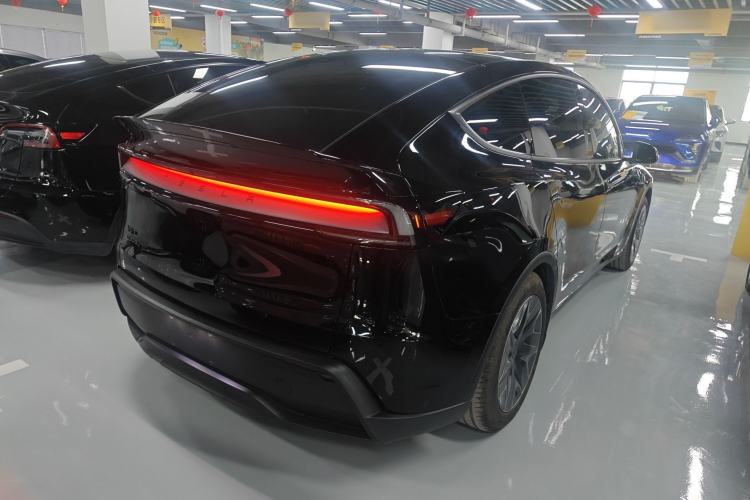Used Tesla Model Y 2025 Updated Version Long-Range All-Wheel Drive Rear Right 45 Deg