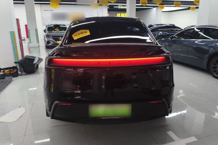Used Tesla Model Y 2025 Rear-Wheel-Drive Version Rear