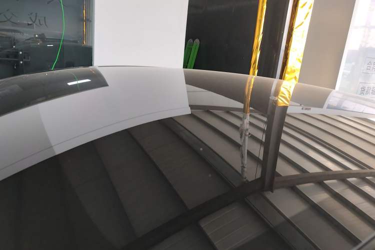 Used Tesla Model Y 2025 Rear-Wheel-Drive Version Roof