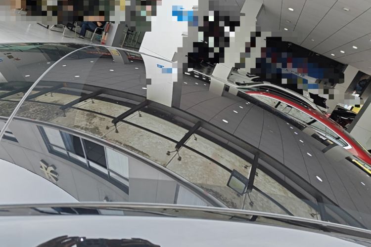 Used Tesla Model Y 2025 Rear-Wheel Drive First Edition Roof